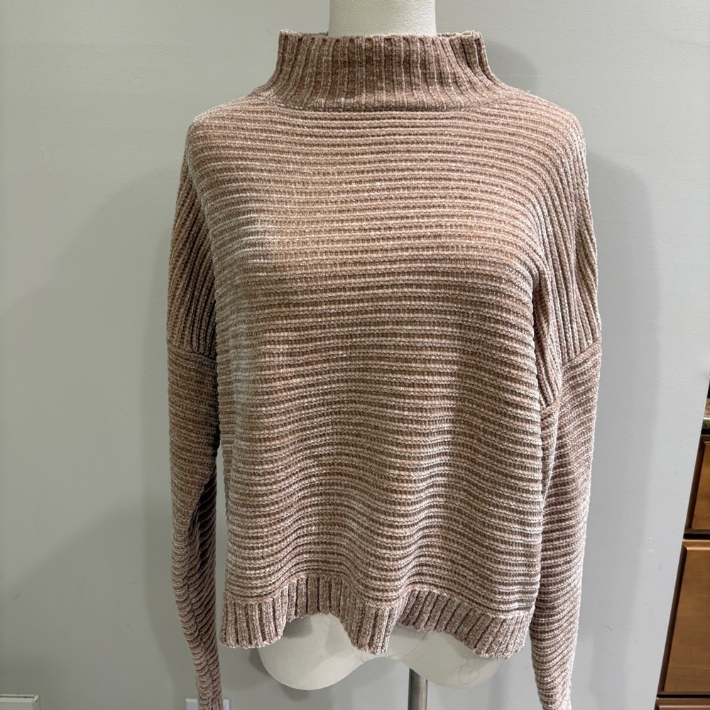 Beige Soft Oversized Mock Neck Pullover Sweater Sz S/M